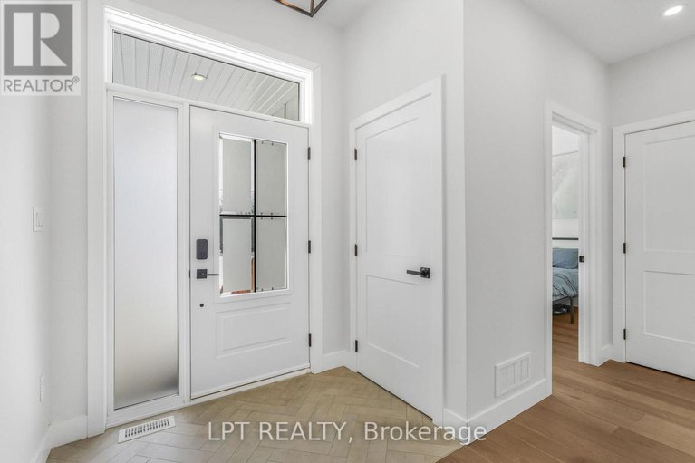 29402754/19779-county-road-25-road/south-glengarry-charlottenburgh-twp/south-glengarry/ontario/K0C1L0_4