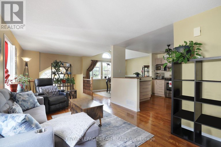 28924871/11-saffron-court/longfields/ottawa/ontario/K2J4R7_5