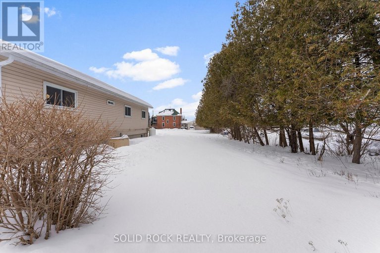 29430522/2345-fitzroy-street/fitzroy/ottawa/ontario/K0A1X0_29