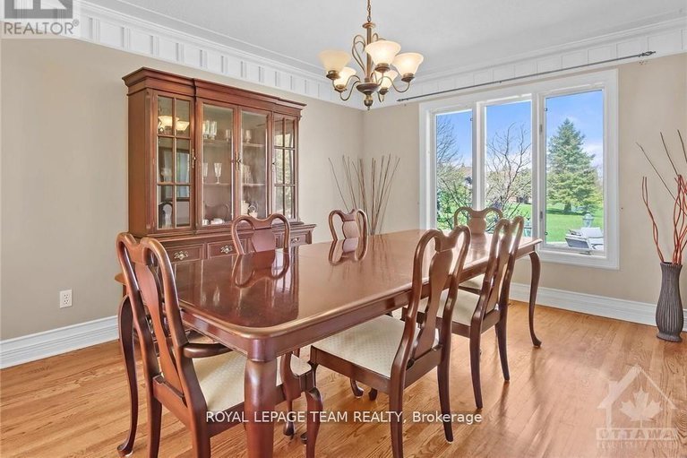 29069392/1105-cindy-hill-crescent/manotick-long-island-nicholls-island/ottawa/ontario/K4M1E8_11
