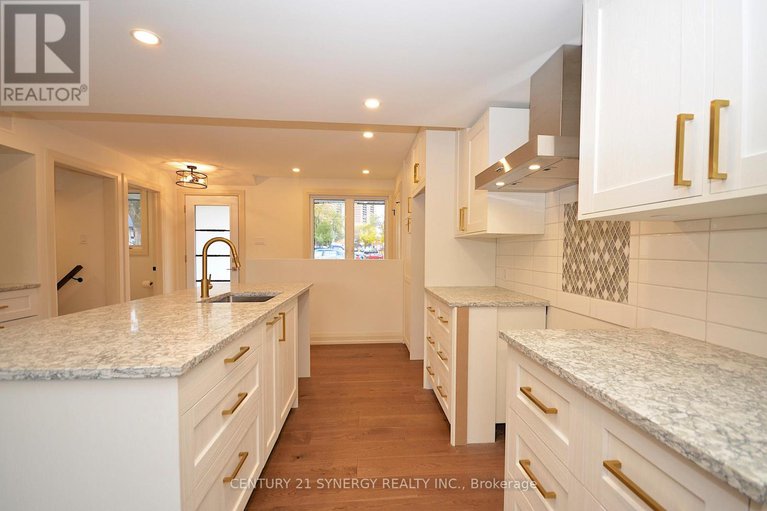 29094064/28-660-hochelaga-street/carson-meadows/ottawa/ontario/K1K2E9_14