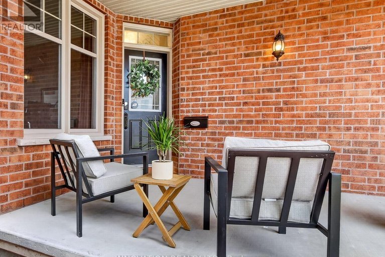 29644957/108-august-lily-crescent/riverside-southgloucester-glen/ottawa/ontario/K1V2A6_3