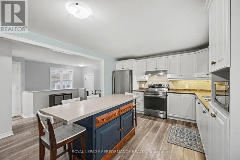 29613141/15-forget-street/embrun/russell/ontario/K0A1W0_8