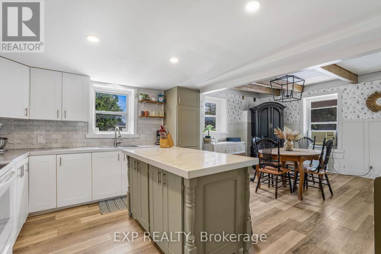 28788005/12-high-street/vankleek-hill/ontario/K0B1R0_12