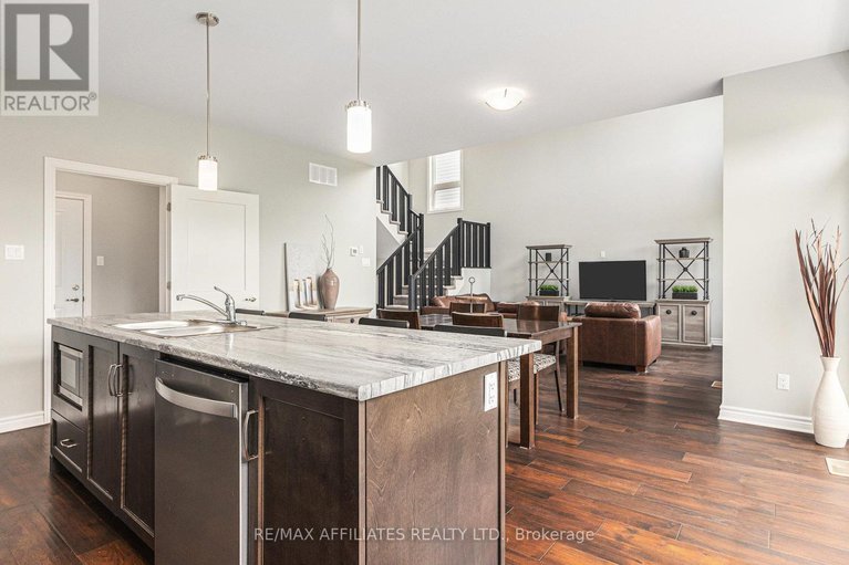 28561042/137-seabert-drive/arnprior/arnprior/ontario/K7S0K1_11