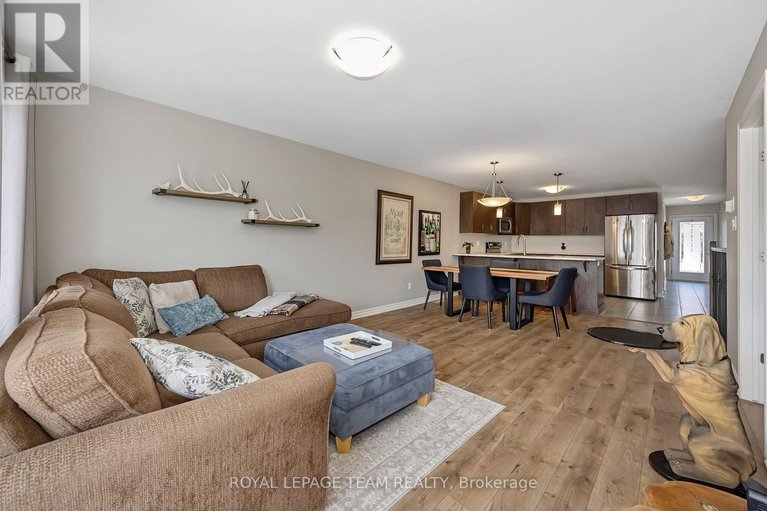 29555494/826-reaume-street/mississippi-mills-ramsay-twp/mississippi-mills/ontario/K0A1A0_16