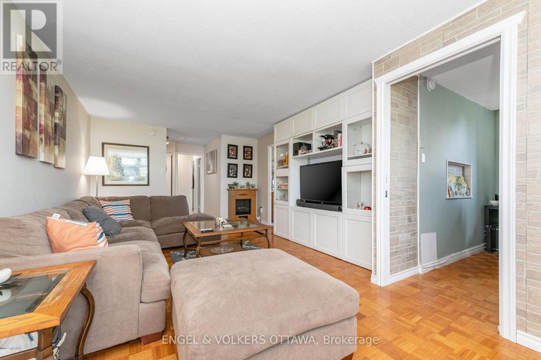 28339267/8-1356-meadowlands-drive-e/borden-farmstewart-farmcarleton-heightsparkwood-hills/ottawa/ontario/K2E6K6_9