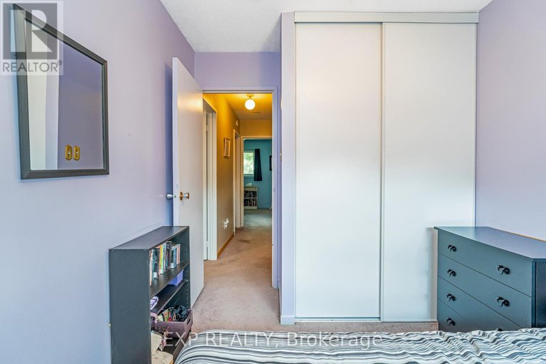 28703250/11-3111-quail-drive/sawmill-creektimbermill/ottawa/ontario/K1T1T9_14