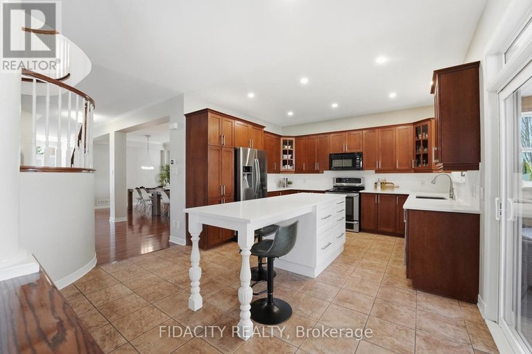 29657561/172-coyote-crescent/stittsville-south/ottawa/ontario/K2S2G6_10