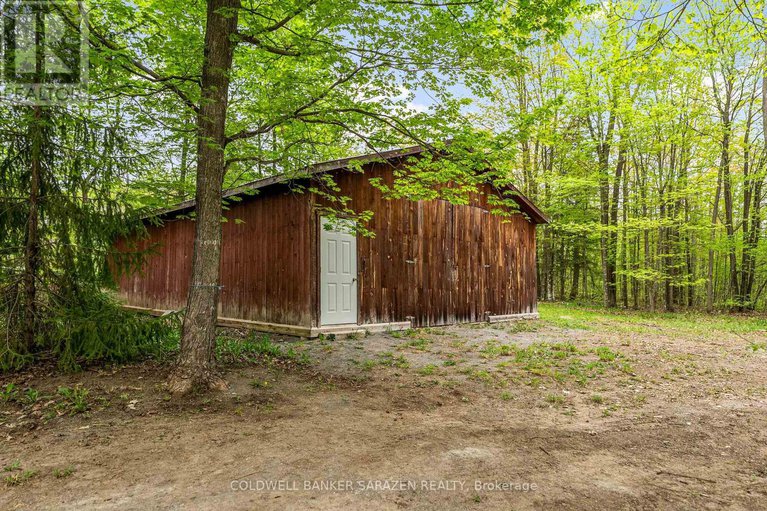 28330317/1437-usborne-street/mcnabbraeside-twps/mcnabbraeside/ontario/K0A1G0_34