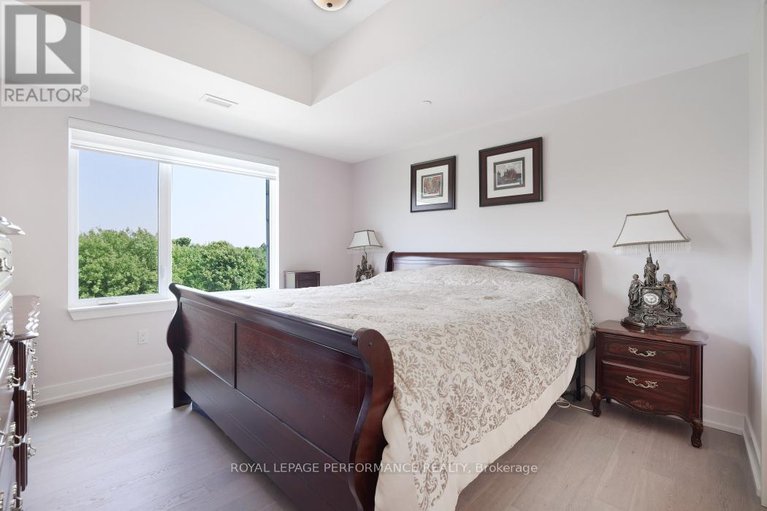 28530470/unit-308-280-herzberg-road/morgans-grantsouth-march/ottawa/ontario/K2A1H1_24