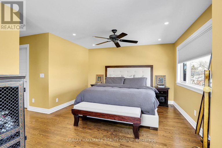 29433239/556-edison-avenue/mckellarhighland/ottawa/ontario/K2A1V4_31