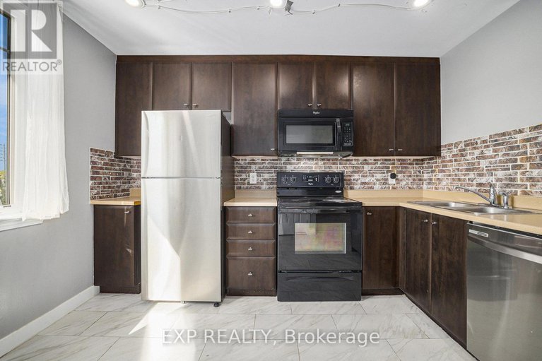 28525103/250-shanly-private/stonebridge/ottawa/ontario/K2J5X6_8