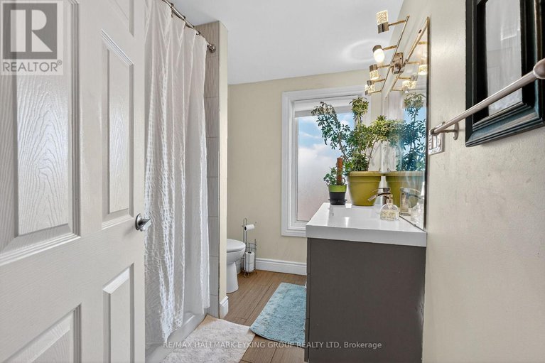 29121974/1762-scott-street/ottawa-west/ottawa/ontario/K1Y2N6_40