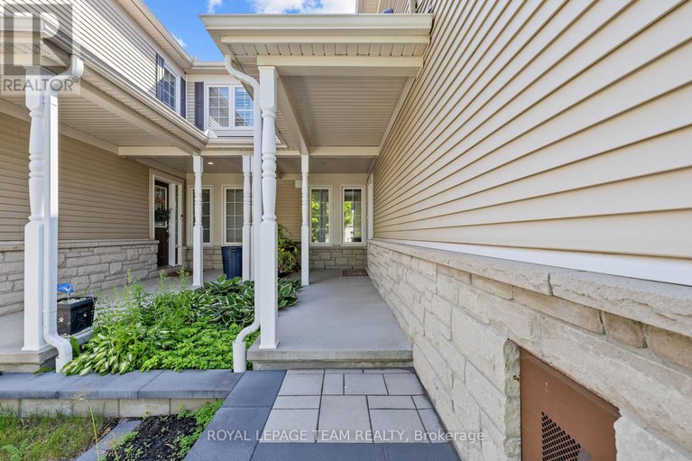 29239471/117-urbancrest-private/stonebridge/ottawa/ontario/K2J0Z6_3