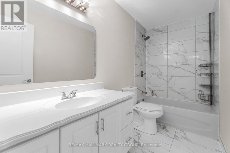 28759995/2788-pimlico-crescent/emerald-woodssawmill-creek/ottawa/ontario/K1T2A8_19