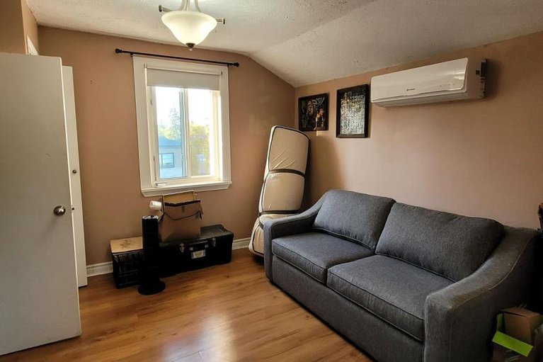 28932365/975-queen-street/lorignal/champlain/ontario/K0B1K0_20