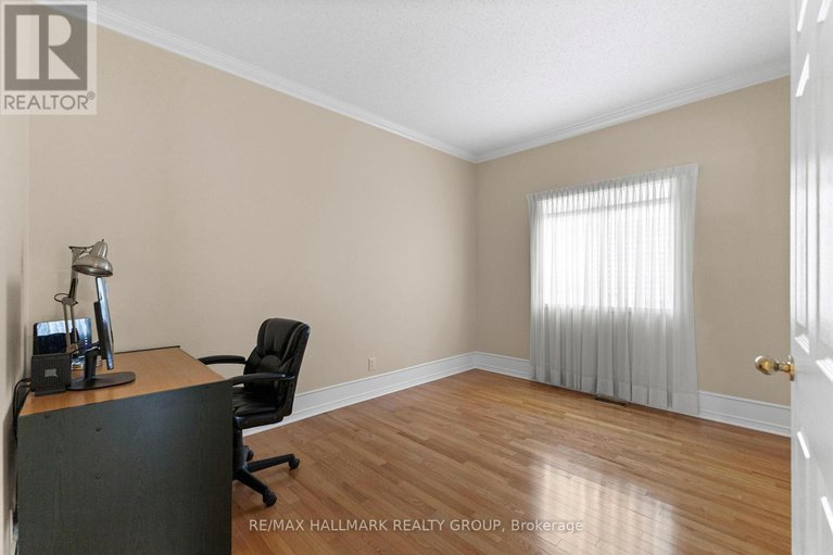 29210046/2202-nature-trail-crescent/orleans-village/ottawa/ontario/K1W1E6_28