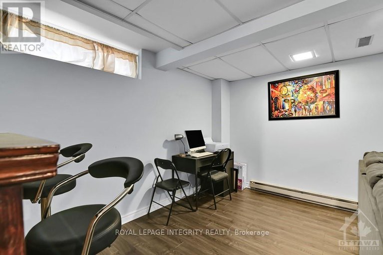 29387433/35-1880-summerfields-crescent/chapel-hill/ottawa/ontario/K1C7B6_25