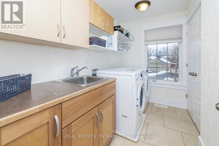28546576/221-jensen-court/carp/ottawa/ontario/K0A1L0_32