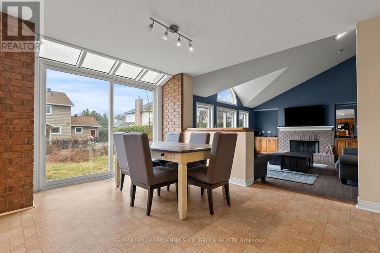 29601661/14-holly-ridge/stittsville-central/ottawa/ontario/K2S1C9_16