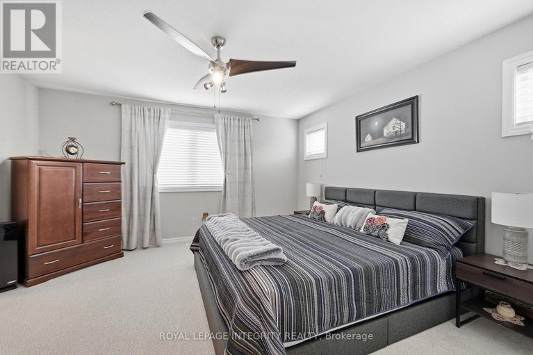 29671638/208-mountain-sorrel-way/avalon-west/ottawa/ontario/K4A1H2_18