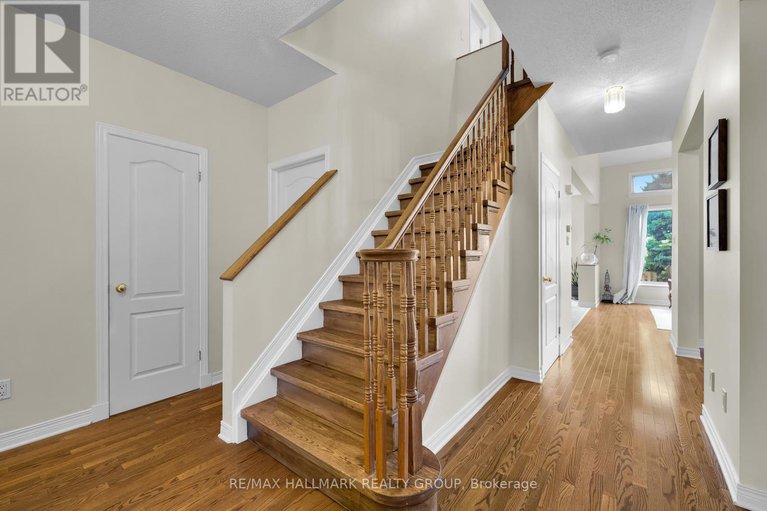 28492504/1924-lobelia-way/springridgeeast-village/ottawa/ontario/K4A4R1_27