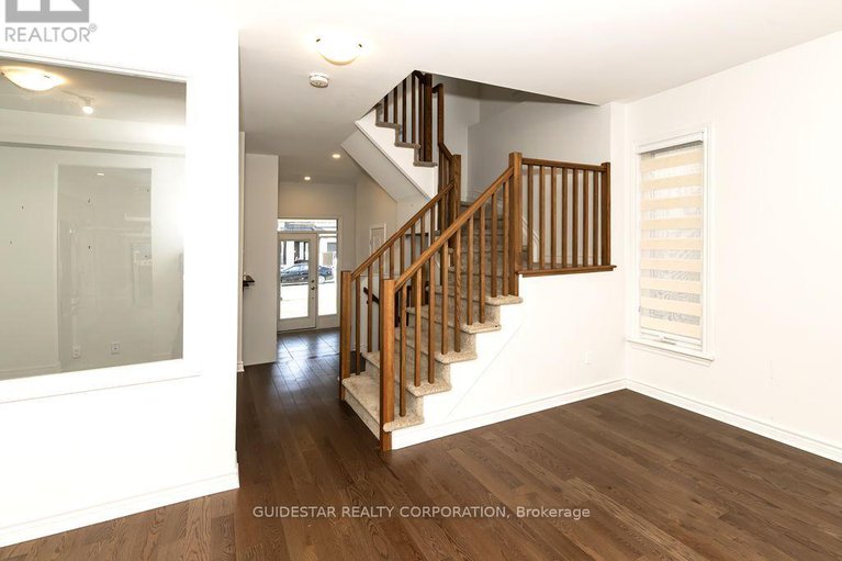 29078979/622-cordelette-circle/mer-bleuebradley-estatesanderson-park/ottawa/ontario/K1W0P6_18