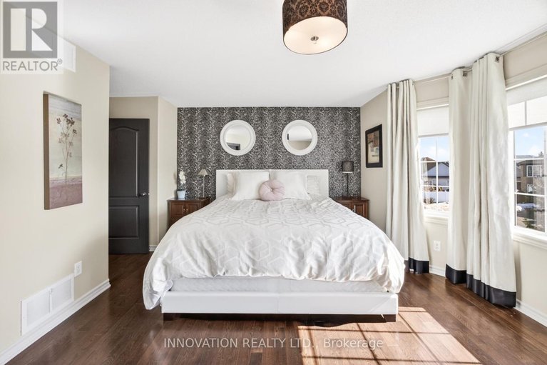 29496021/540-pine-vista-drive/springridgeeast-village/ottawa/ontario/K4A5A7_34