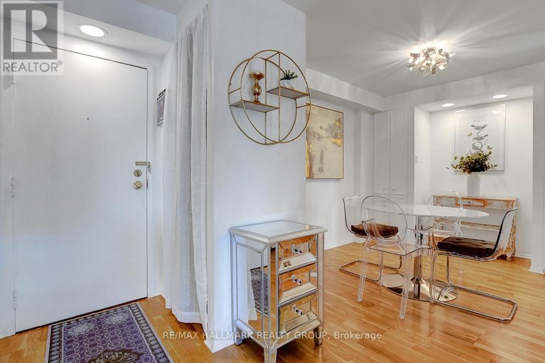 29462515/504-222-guigues-avenue/lower-townbyward-market/ottawa/ontario/K1N5J2_8