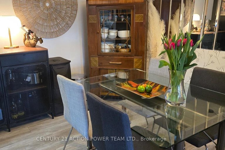 29632846/110-316-savard-avenue/vanier/ottawa/ontario/K1L7S2_11