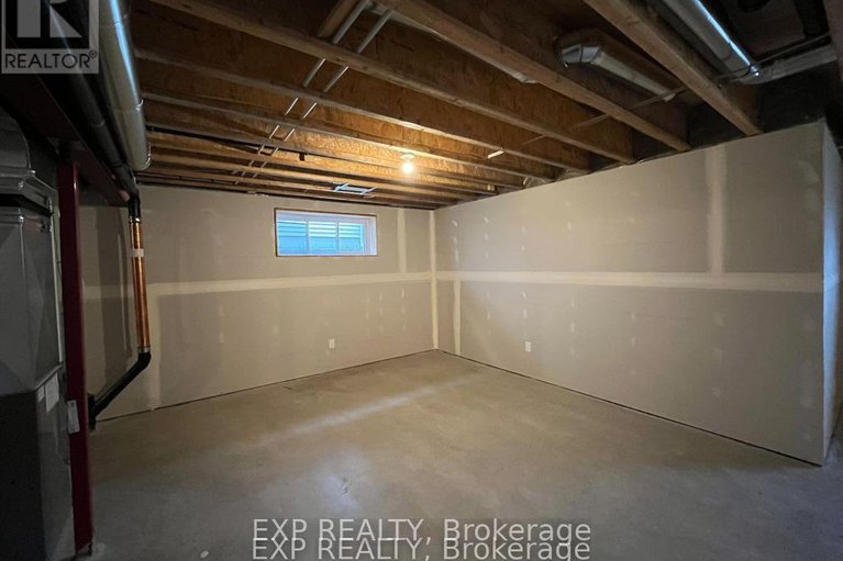 28364468/53-craig-street/village-of-russell/russell/ontario/K4R1A6_14