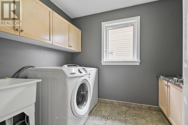 28349610/124-versilia-drive/barrhaven-east/ottawa/ontario/K2G7E2_33