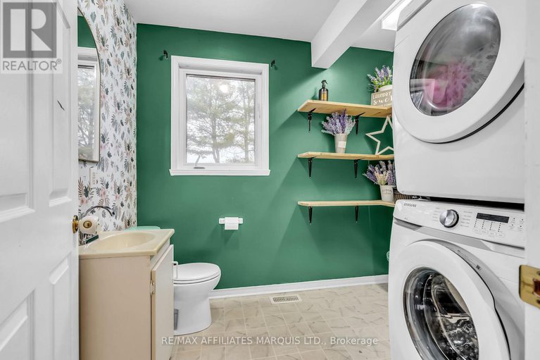 29072525/17-napier-street/ingleside/south-stormont/ontario/K0C1M0_21