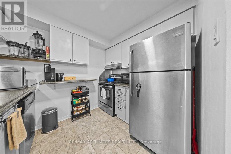 28525665/613-80-sandcastle-drive/leslie-park/ottawa/ontario/K2H9E7_9
