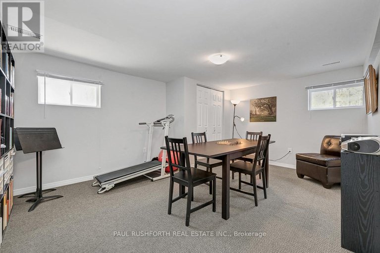 29437881/1401-mcmahon-avenue/emerald-woodssawmill-creek/ottawa/ontario/K1T1C2_35