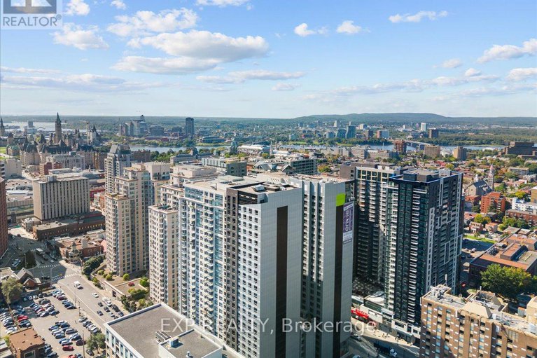 29234795/2009-195-besserer-street/sandy-hill/ottawa/ontario/K1N0B6_41