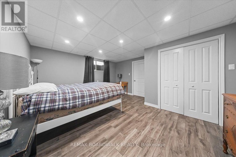 29612405/279-sceptre-way/emerald-meadowstrailwest/ottawa/ontario/K2V0C6_36