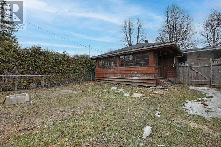 28179487/2247-miramichi-street/kenson-park/ottawa/ontario/K2C0Z1_35