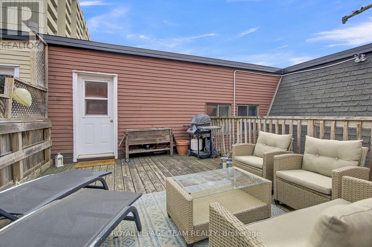 28974403/57-argyle-avenue/ottawa-centregolden-triangle/ottawa/ontario/K2P1B3_30