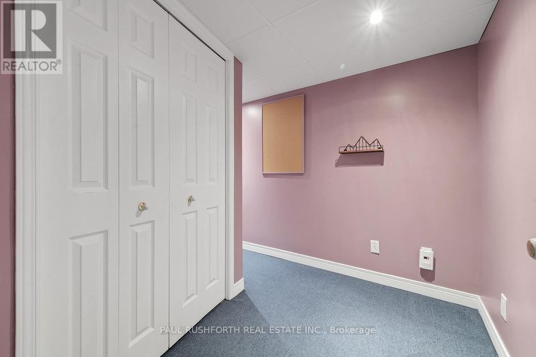 29652809/4316-owl-valley-drive/riverside-southgloucester-glen/ottawa/ontario/K1V1L3_37