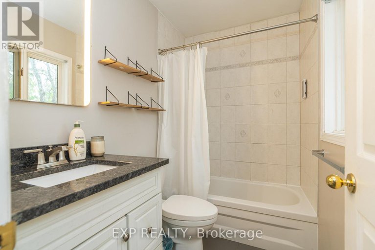 29047912/86-furlong-crescent/bridlewood/ottawa/ontario/K2M2H9_17