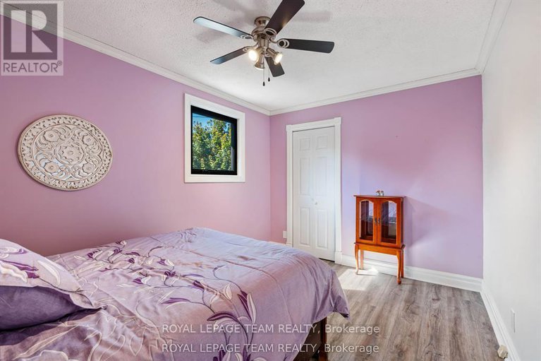 29039125/565-dufferin-street-w/winchester/north-dundas/ontario/K0C2K0_19