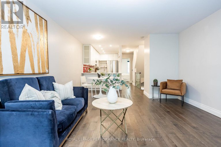 28358632/233-mart-circle/manor-park/ottawa/ontario/K1K4K2_8