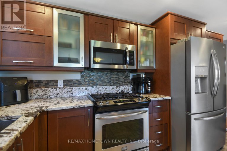 28510272/1643-county-road-2-road/augusta-twp/augusta/ontario/K0E1T0_15