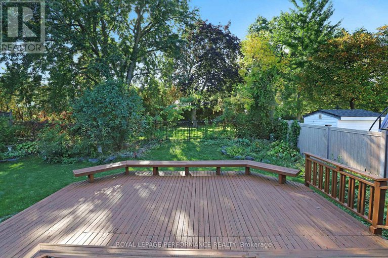 28946189/82-queensline-drive/bruce-farmgraham-parkqualicumbellands/ottawa/ontario/K2H7J5_3