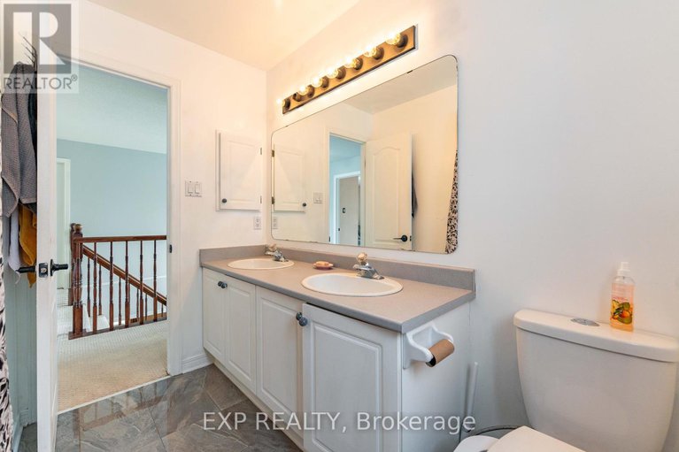 28360467/15-mayford-avenue/barrhaven-east/ottawa/ontario/K2G6A7_25