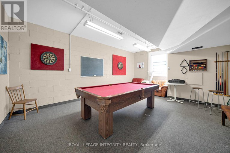 28993309/1010-20-chesterton-drive/borden-farmstewart-farmcarleton-heightsparkwood-hills/ottawa/ontario/K2E6Z7_32
