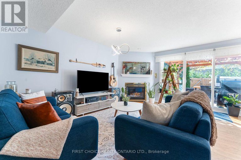 29000533/1306-morrison-drive/redwood-park/ottawa/ontario/K2H7L9_13