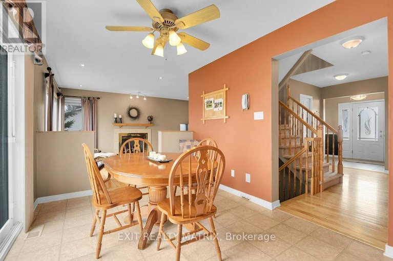 29619267/4717-mcneely-road/sarsfieldbearbrook/ottawa/ontario/K4B0J2_9